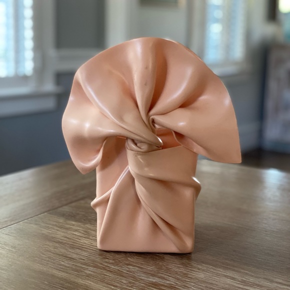 Vintage 1980s C.T. Design’s Pink Plastic Square Tissue Box Holder - Picture 3 of 14